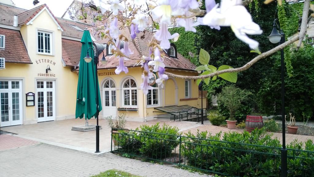 Füredi Ház apartman Apartamento Sopron Exterior foto