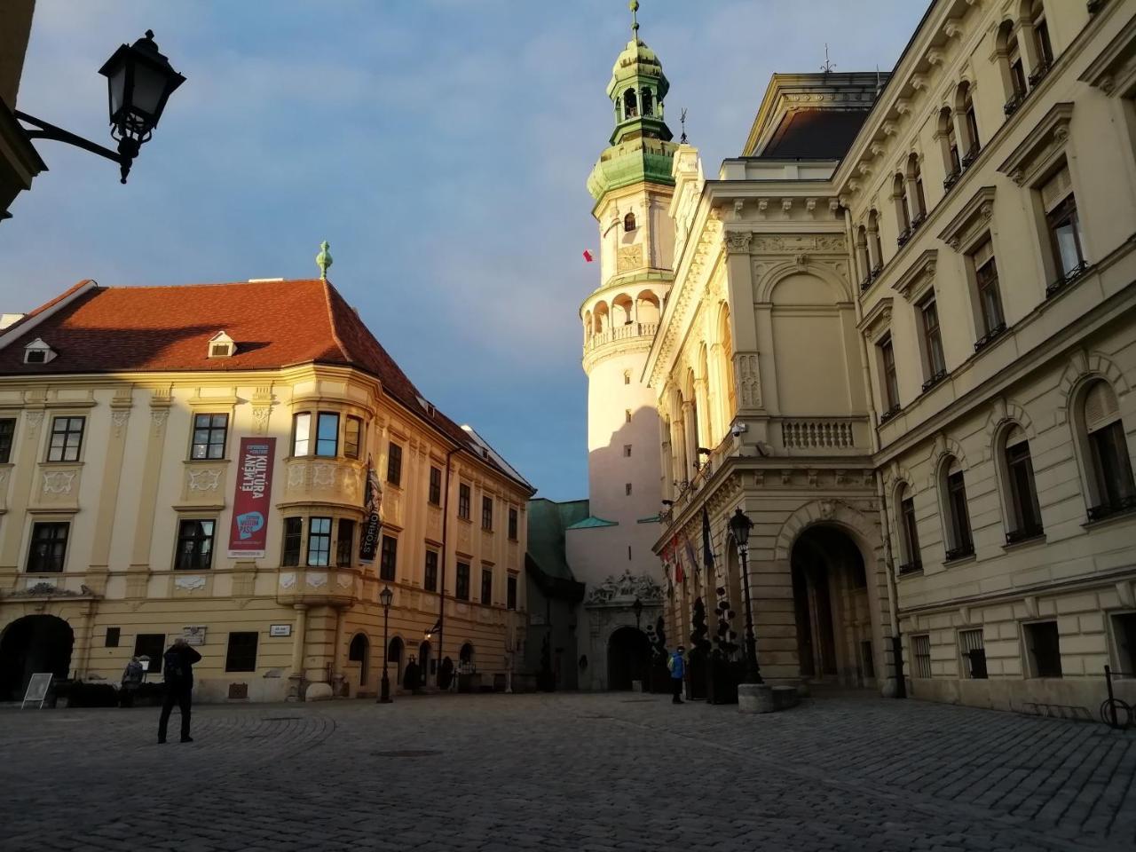Füredi Ház apartman Apartamento Sopron Exterior foto